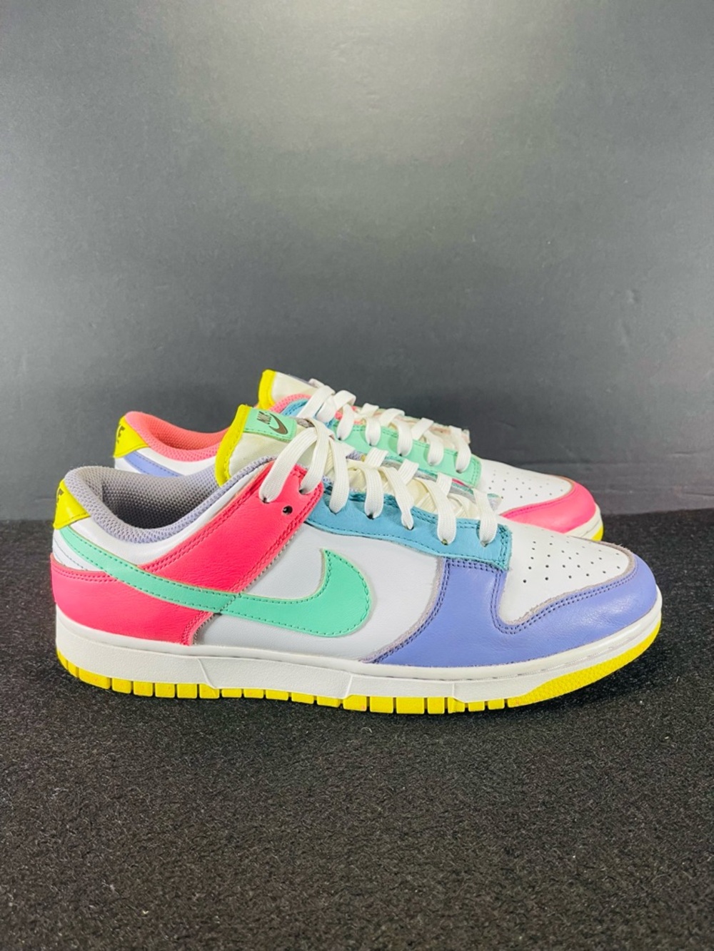 Nike Dunk Low SE ' Easter '